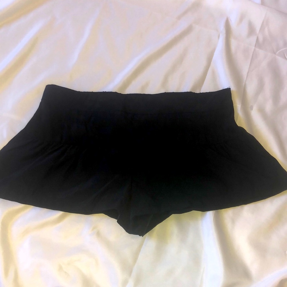 2/$25 Blue Moon/planet Blue shorts silk black